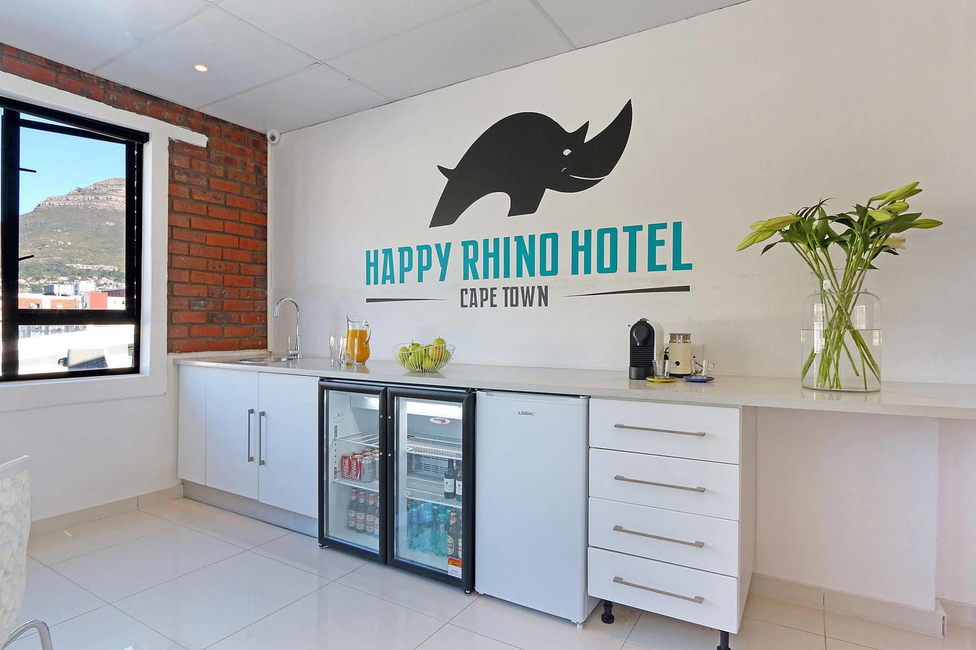 Happy Rhino Hotel Cape Town Exterior photo